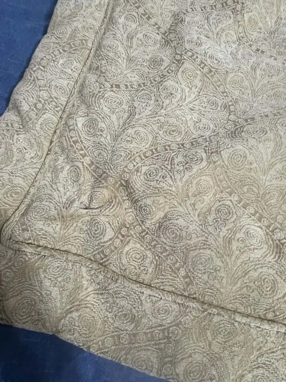 Set of 2 Beige Damask Jacquard Pillow Shams with Flanged Edges xl